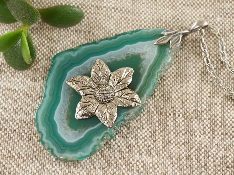 Mint Green Agate Slice Slab Silver Flower Floral Pendant Necklace Woman Jewelry