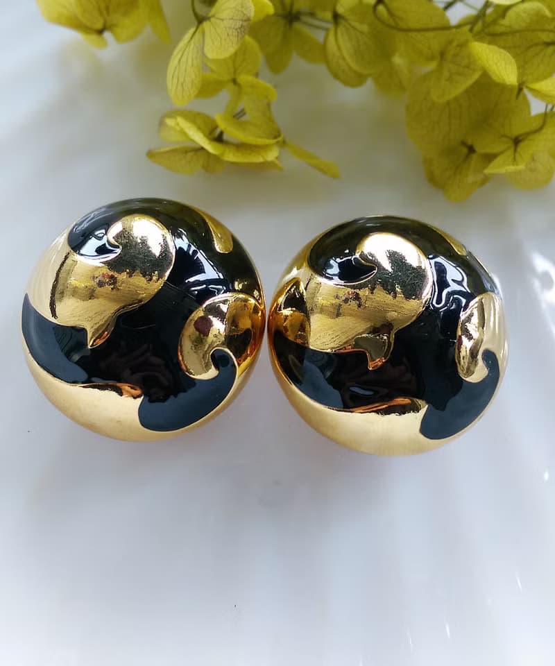 Vintage Jewelry 西洋古董飾品 AVON 摩登 厚實半圓球 夾式耳環