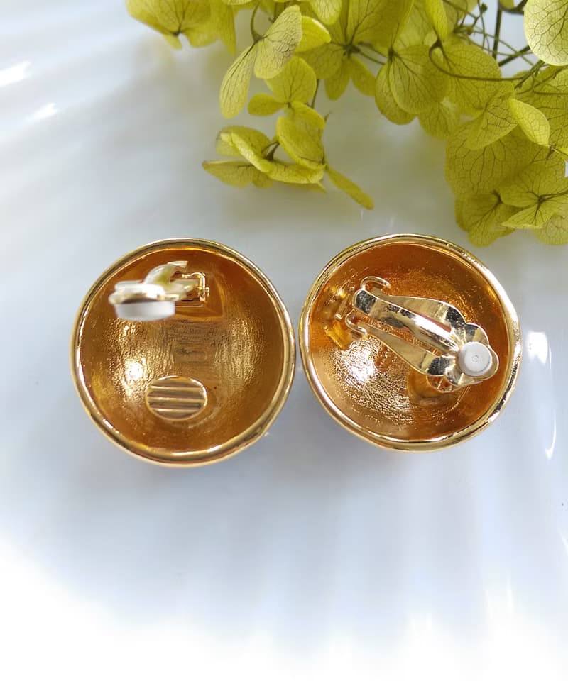 Vintage Jewelry 西洋古董飾品 AVON 摩登 厚實半圓球 夾式耳環