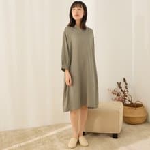 UMORFIL緞面肩抽摺傘狀洋裝 -共3色