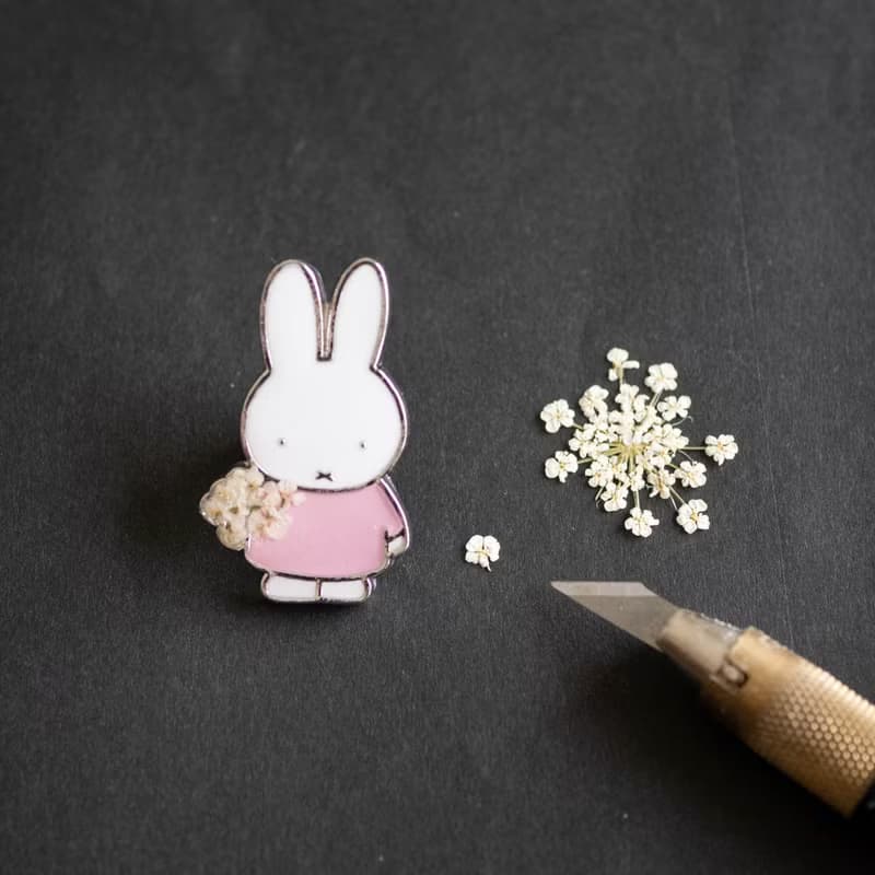 【Pinkoi x miffy】Miffy 押花別針 / 徽章