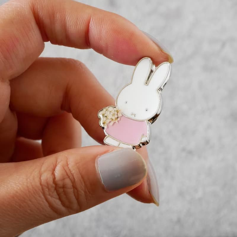 【Pinkoi x miffy】Miffy 押花別針 / 徽章