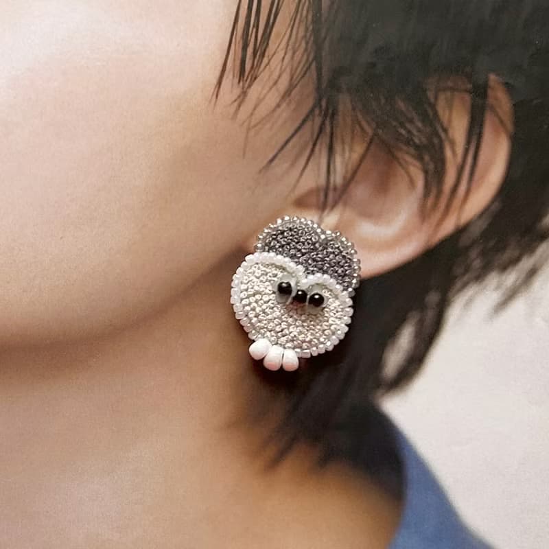 | 茷 | 耳針 | #210 | 手刺繡重疊愛心耳環
