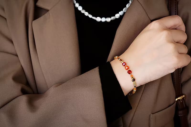 開運 健康 x 紅瑪瑙 石榴石 黃玉 黃水晶 磁扣【星空浩瀚】手鍊