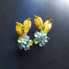 【西洋古董飾品 】HOBE 立體優美 花形 萊茵 夾式耳環