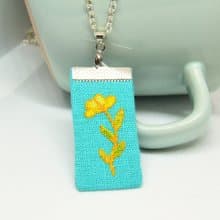 綠松石刺繡吊墜配黃色花朵亞麻項鍊母親節禮物