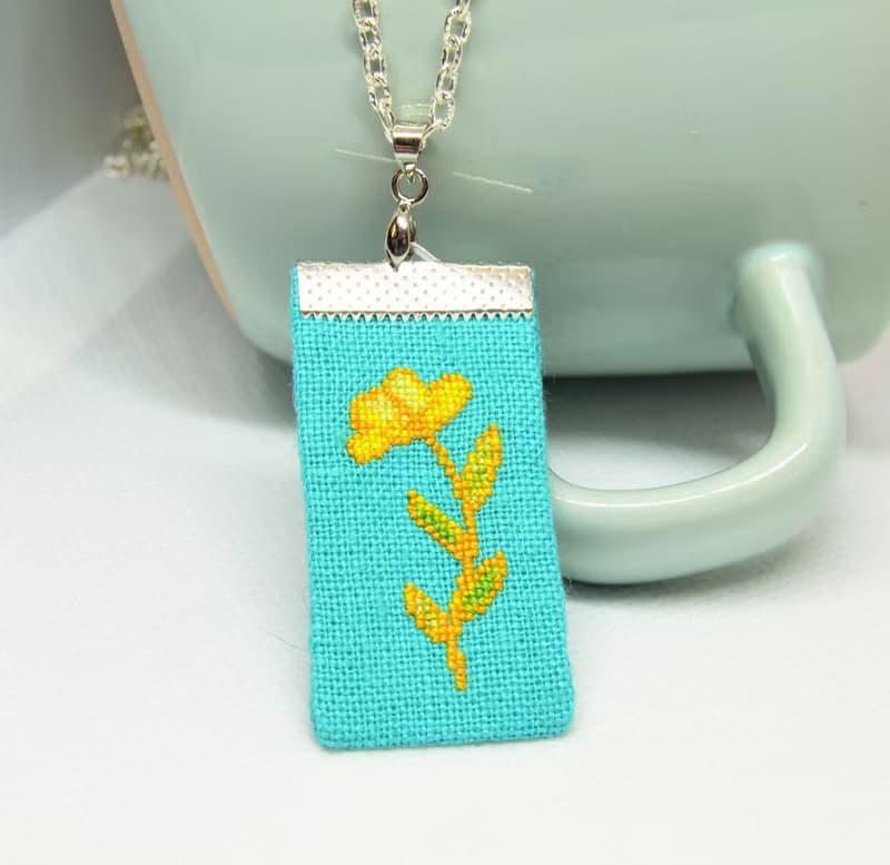 綠松石刺繡吊墜配黃色花朵亞麻項鍊母親節禮物