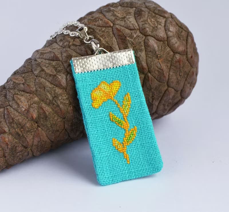 綠松石刺繡吊墜配黃色花朵亞麻項鍊母親節禮物