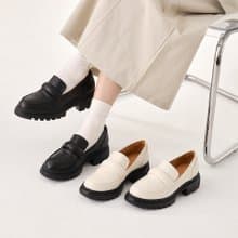 Vera輕質厚底樂福鞋(兩色) 新鮮人 面試 輕量鞋
