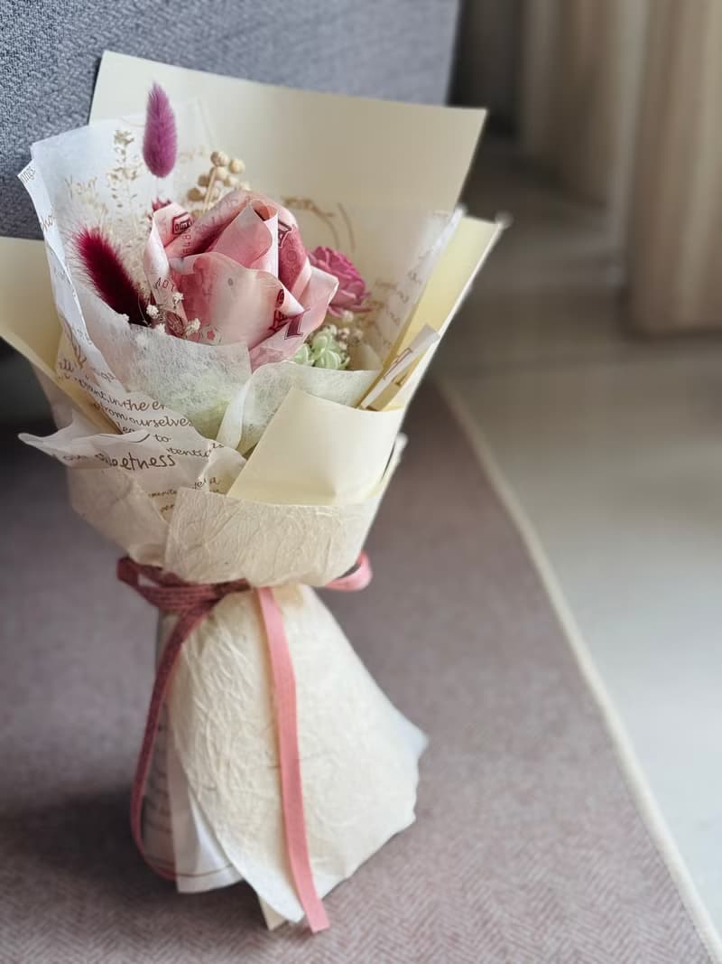 有錢花 單朵唯一的浪漫 不含真鈔