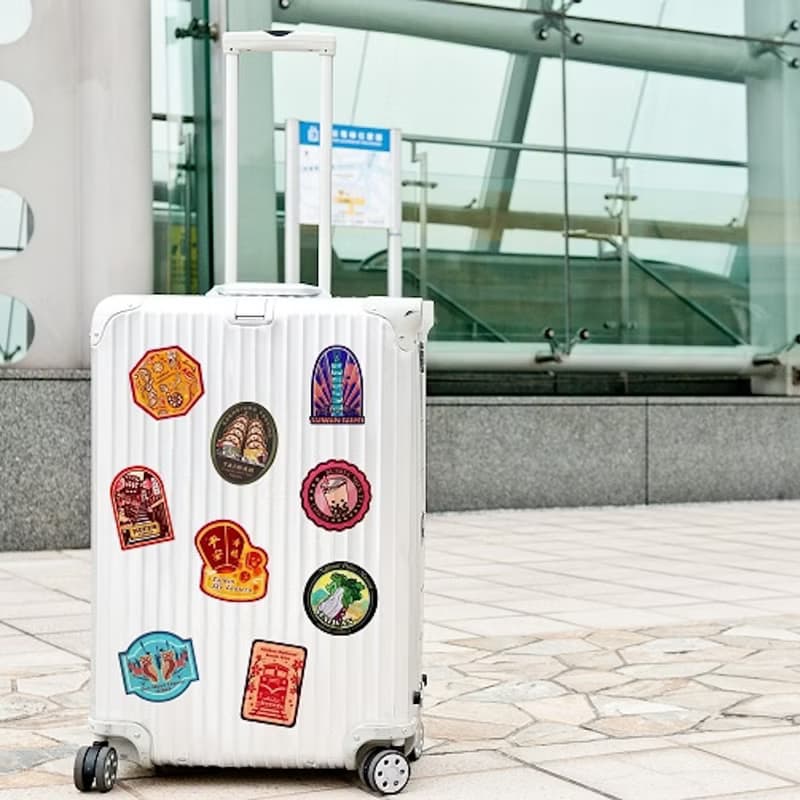 旅行台灣 行李箱防水貼紙E/ 台北城市+捷運車廂+美食 3入組