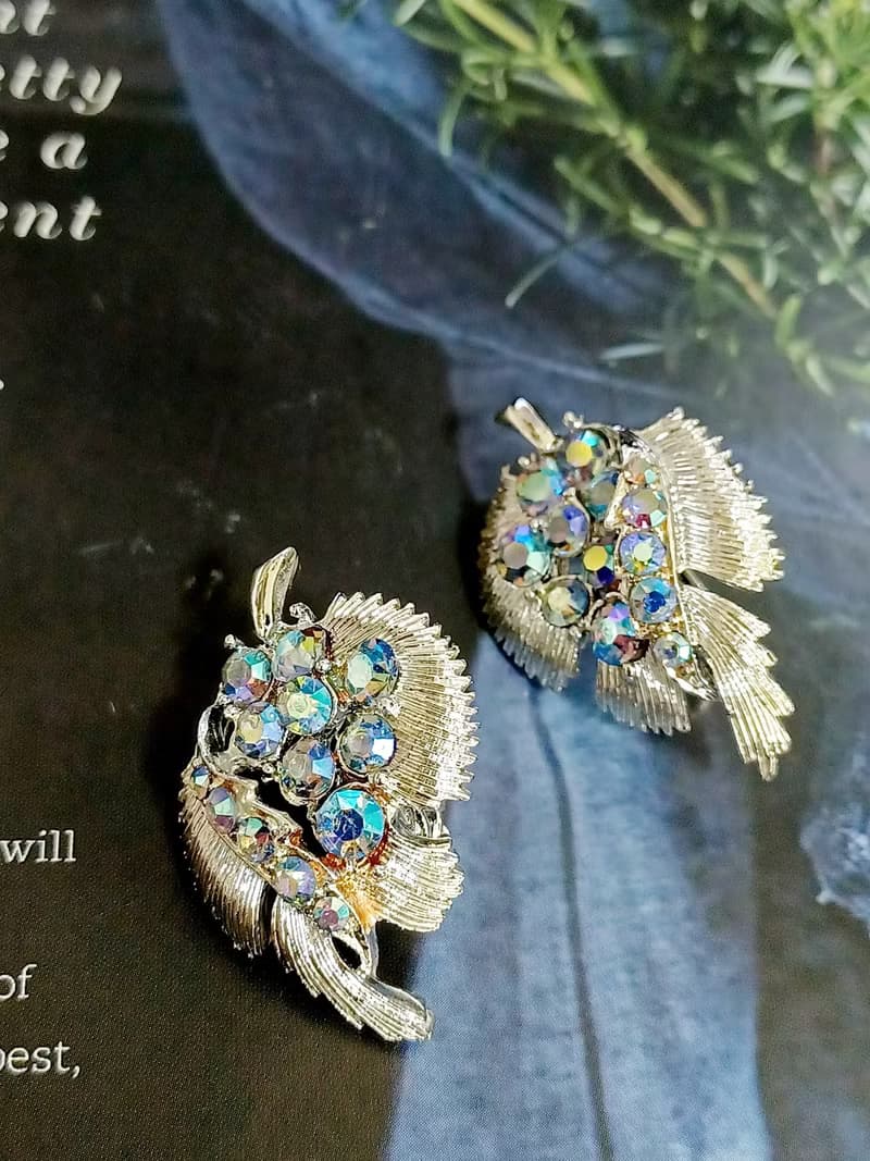 vintage jewelry 古董亮銀葉形極光萊茵 夾式耳環