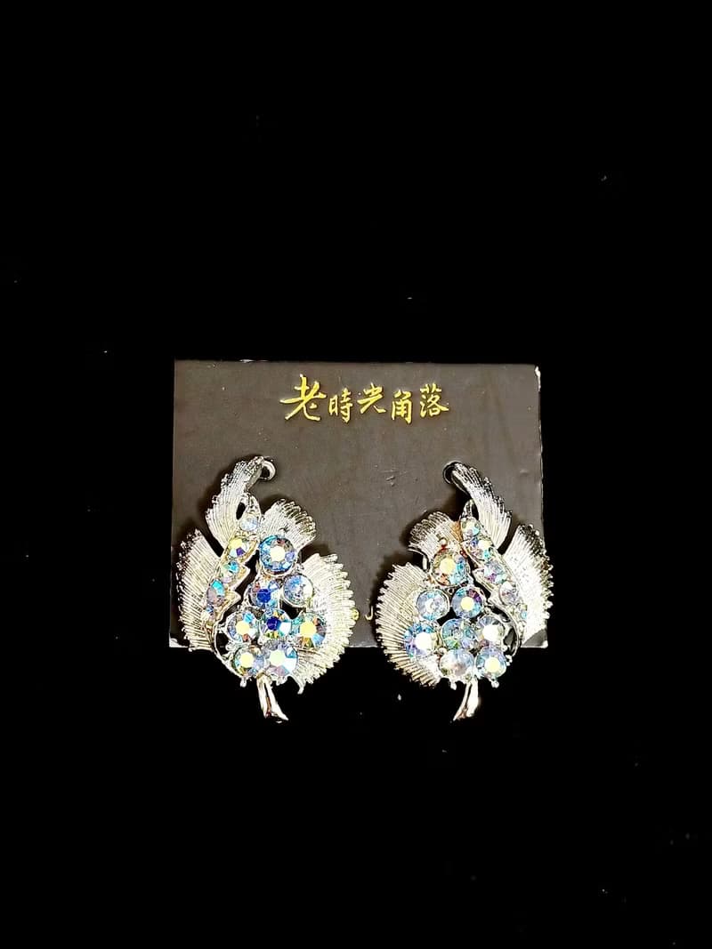 vintage jewelry 古董亮銀葉形極光萊茵 夾式耳環