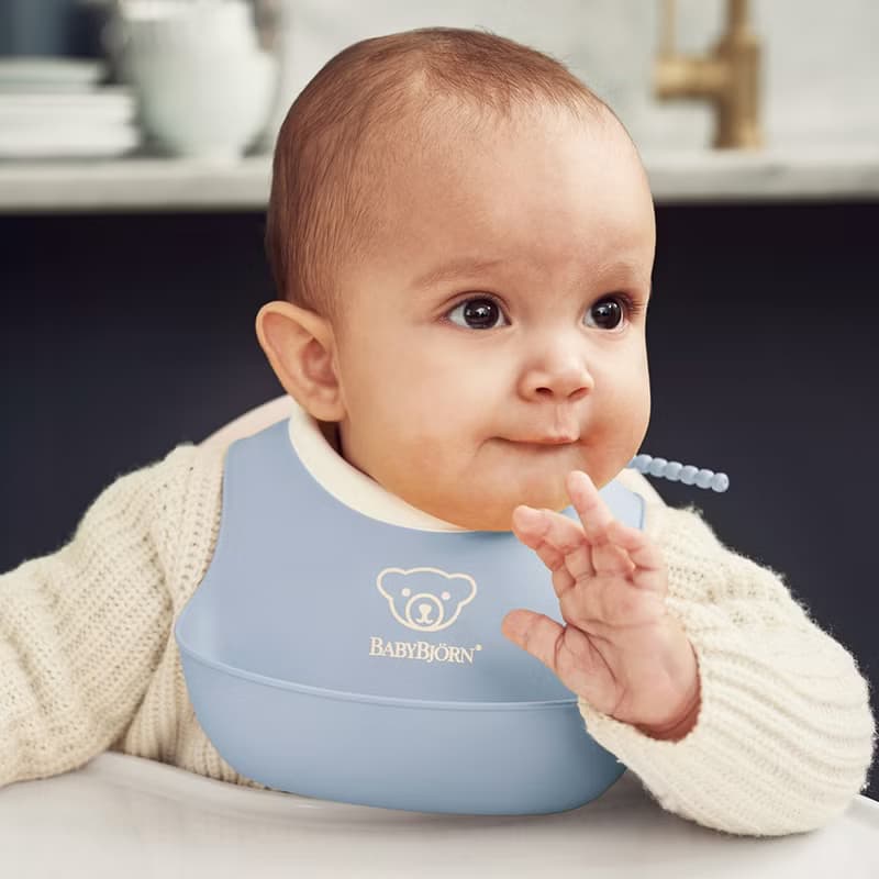 【BabyBjörn】軟膠珠邊防屑圍兜-4色選擇