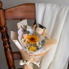 【熠熠向陽】永生太陽花花束 - 永生花禮 | 畢業禮物 (附提袋)