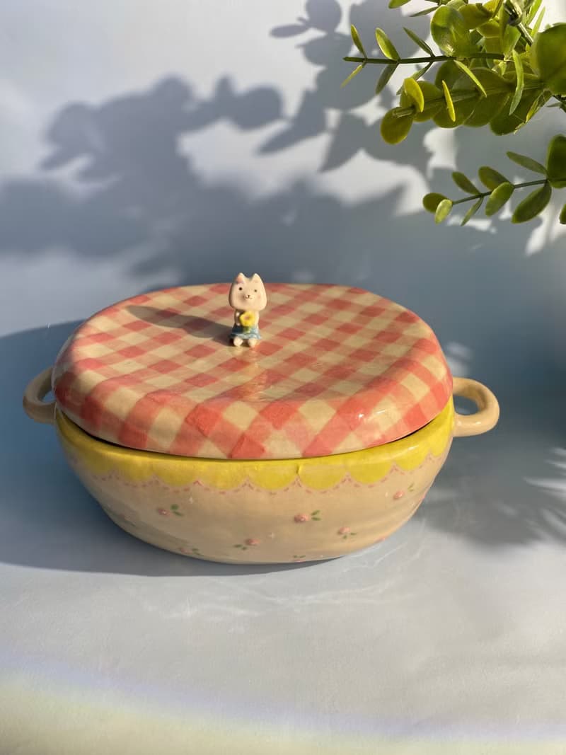 Cute handmade ceramic bow with lid, pink check pattern and cute cat.