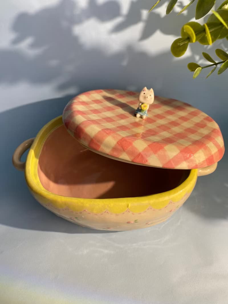 Cute handmade ceramic bow with lid, pink check pattern and cute cat.