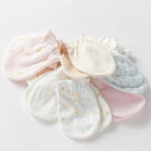 【日本OP mini】嬰兒手套 男生款 /女生款  隨機出貨 不挑花色