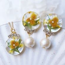 含羞草花束 I 樹脂耳環 + 項鍊 I 飾品兩件組