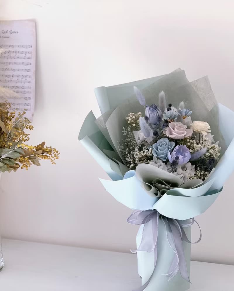 莫蘭迪藍灰系 乾燥花永生花束 告白花束 生日禮物 求婚捧花
