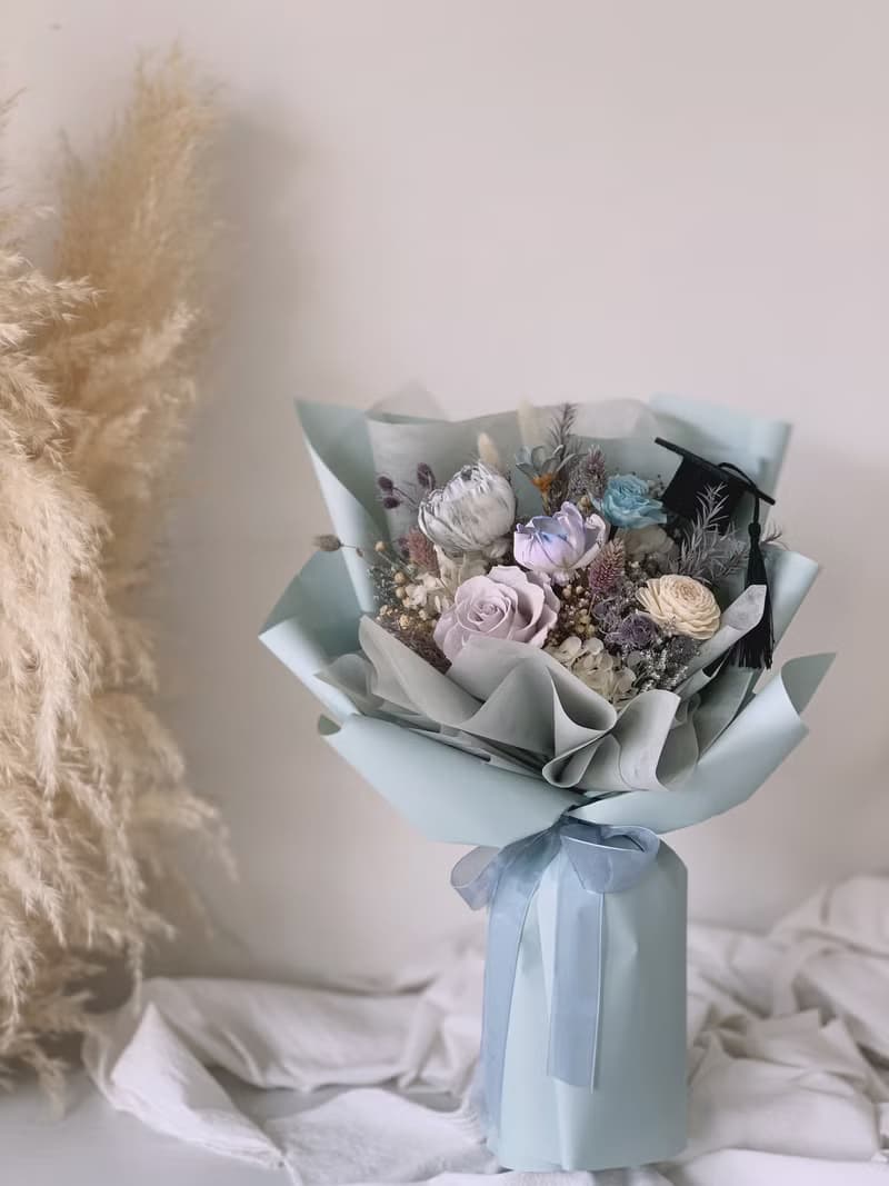 莫蘭迪藍灰系 乾燥花永生花束 告白花束 生日禮物 求婚捧花