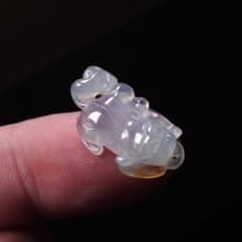 【招財神獸】冰種飄黃翡翡翠貔貅| 裸石| 天然緬甸玉A貨翡翠|送禮