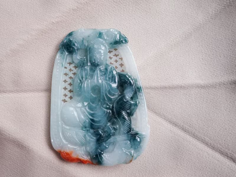 觀音菩薩玉墜・翡翠・緬甸玉 ・天然石