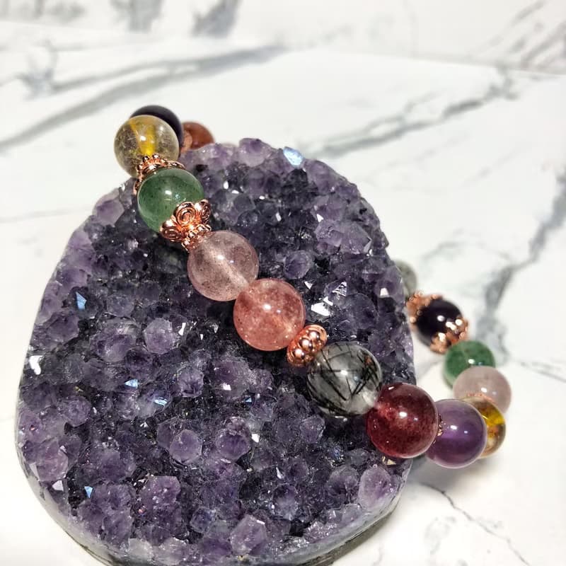 繽紛草莓派對 | 天然水晶串珠手鍊