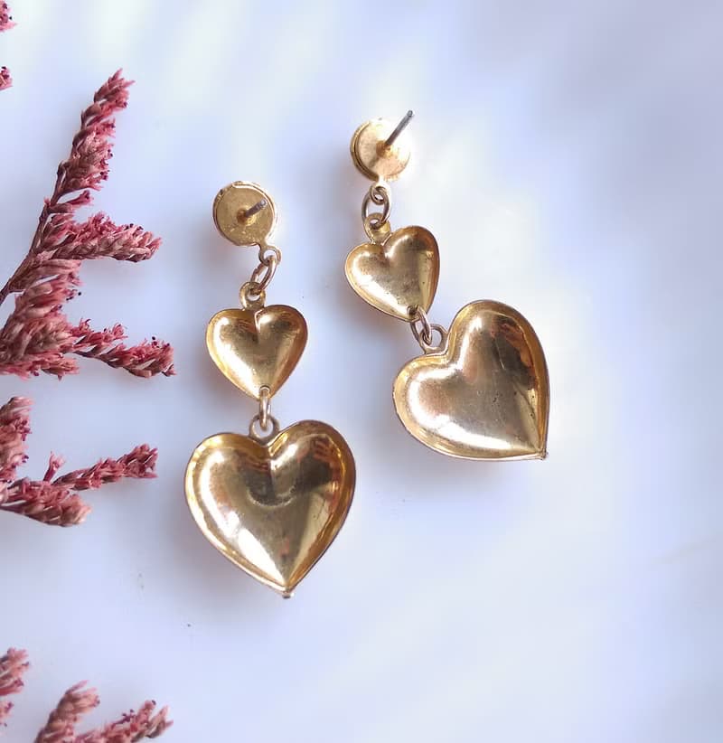 Vintage Jewelry 西洋古董飾品 金色調 串串心  針式耳環