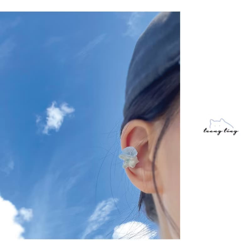 TeenyTinyCraft | 星骸•藍星 手工耳骨夾