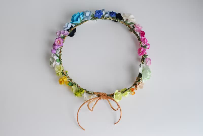 Paper Flower, Headband, Crown, ONLY ONE PIECE, Circle wild 20 cm.of white, blue, bright blue ,green, purple brush and yellow brush Color.