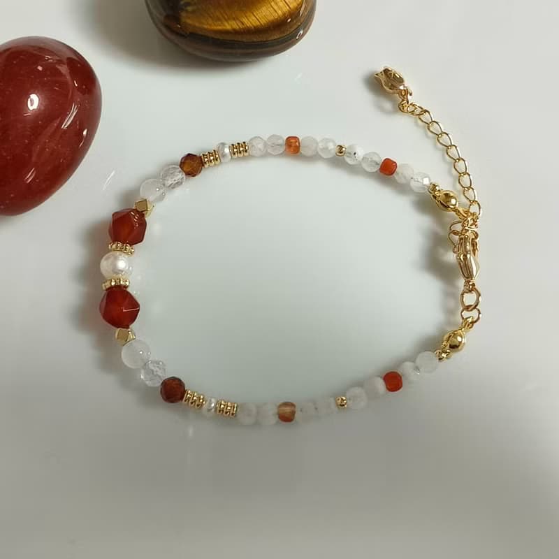 C.Lady晶女子。脈輪水晶系列－紅瑪瑙手鍊