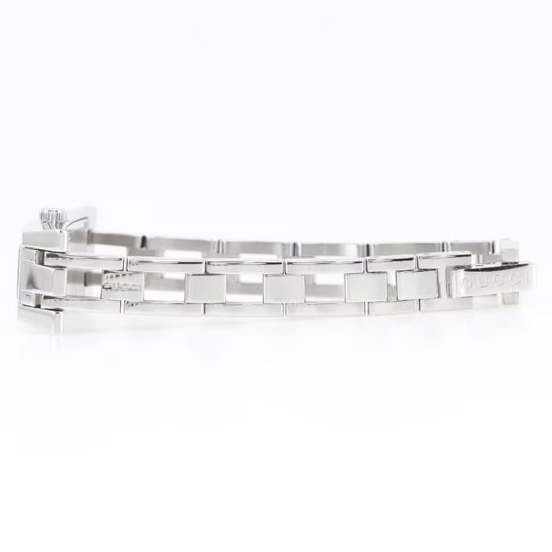 【日本直送】グッチ GUCCI 腕時計 110 SS クオーツ アナログ表示 黒文字盤 レディース【中古】