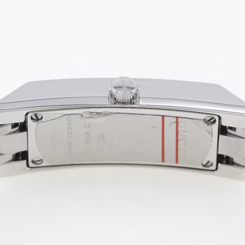 【日本直送】グッチ GUCCI 腕時計 110 SS クオーツ アナログ表示 黒文字盤 レディース【中古】