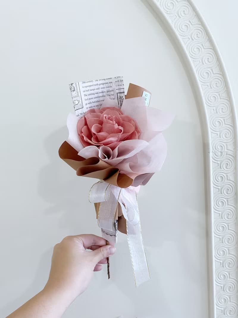 芮米有花_單朵10公分大玫瑰 樹枝韓式多層次花束