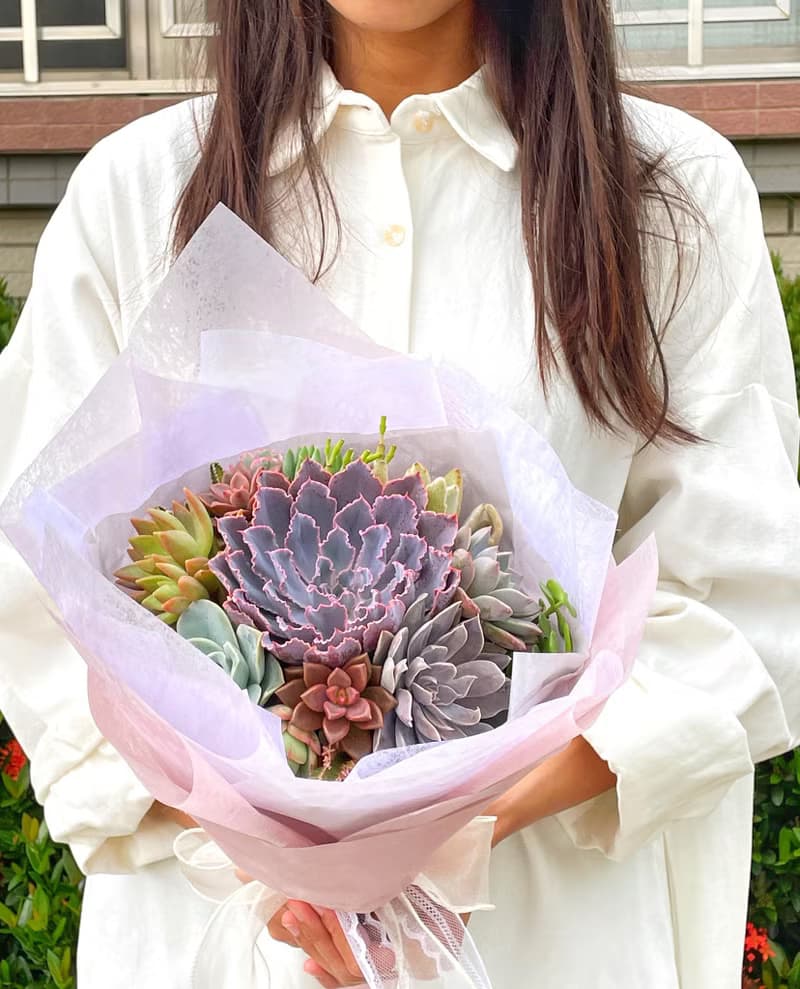 【獨特の畢業花束】多肉花束Special to U