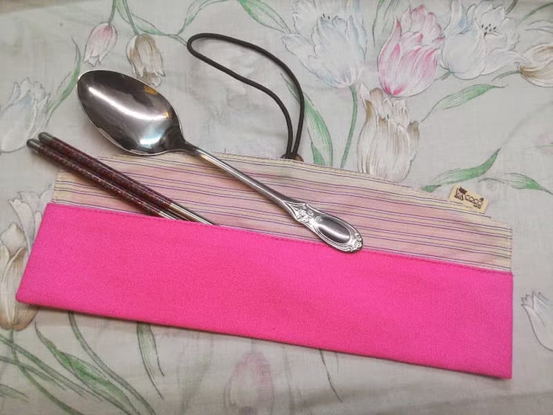 環保筷袋杯套組~手提式飲料杯套 餐具組收納袋 筷套(粉紅)F08-003