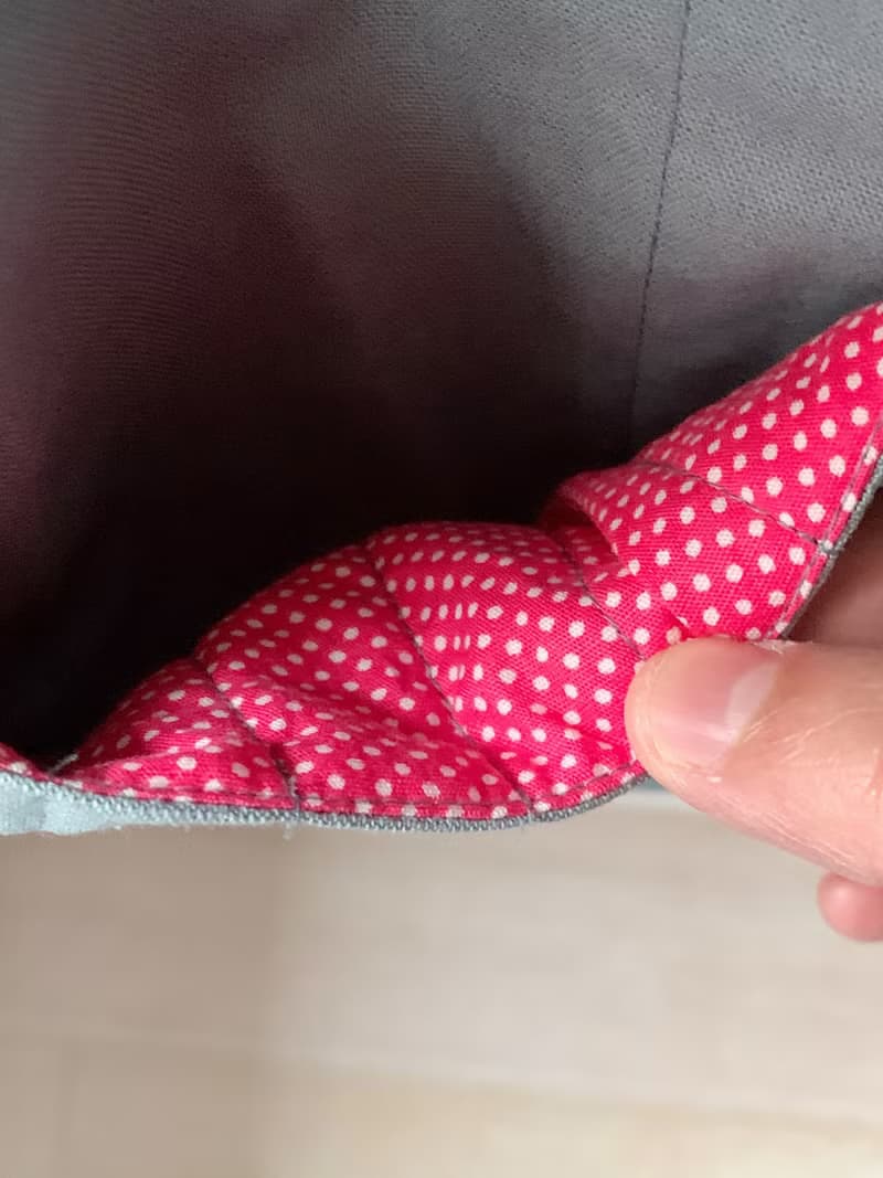 落肩鋪棉外套--暖暖一杯熱巧克力
