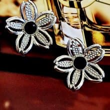 vintage jewelry  Sarah cov  典雅黑石花蕊花卉 夾式耳環