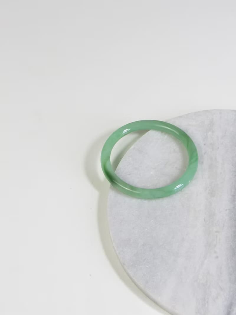 Vintage Grade A Bright Green Jadeite Jade Bangle