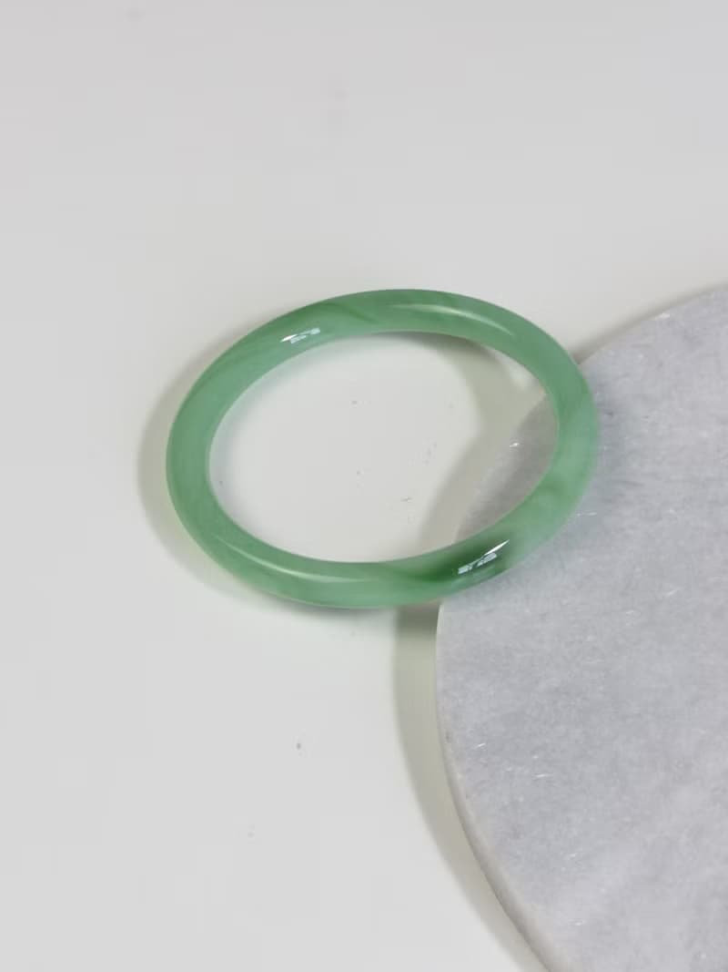 Vintage Grade A Bright Green Jadeite Jade Bangle