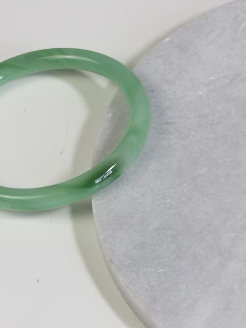 Vintage Grade A Bright Green Jadeite Jade Bangle