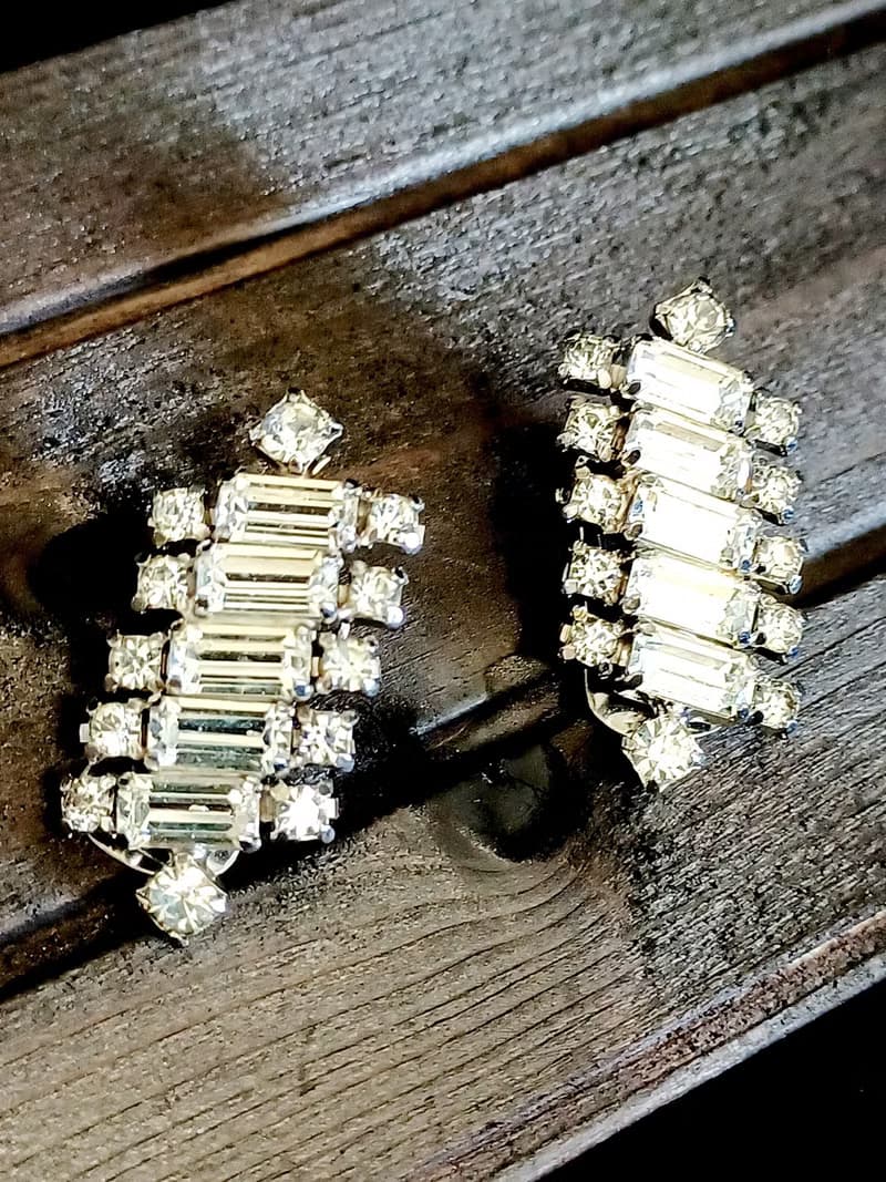 vintage jewelry 典雅長形滿綴萊茵 夾式耳環