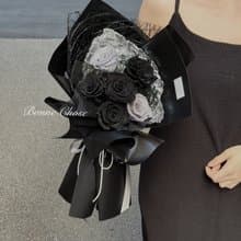 高級感黑灰玫瑰永生花束-爆款獨家設計、黑色系花束、獨特花束