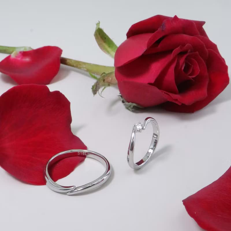 【情人節送禮】心弦。弧線交錯戒指 情侶對戒