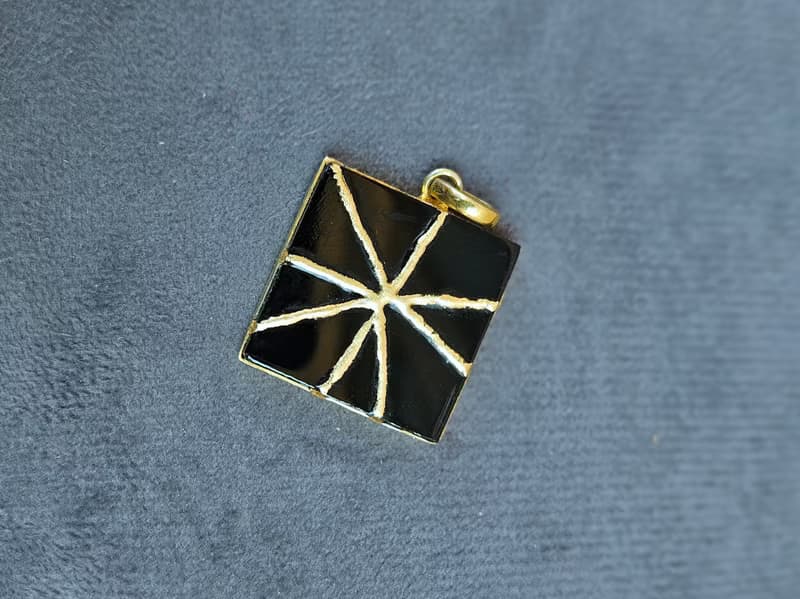 手工金繼項鍊 黑瑪瑙方形吊墜 鍍金銀底 藝術修復風格珠寶