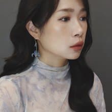 古典油畫鳶尾花戀人 紅粉/經典藍  不對稱水晶花樹脂耳環