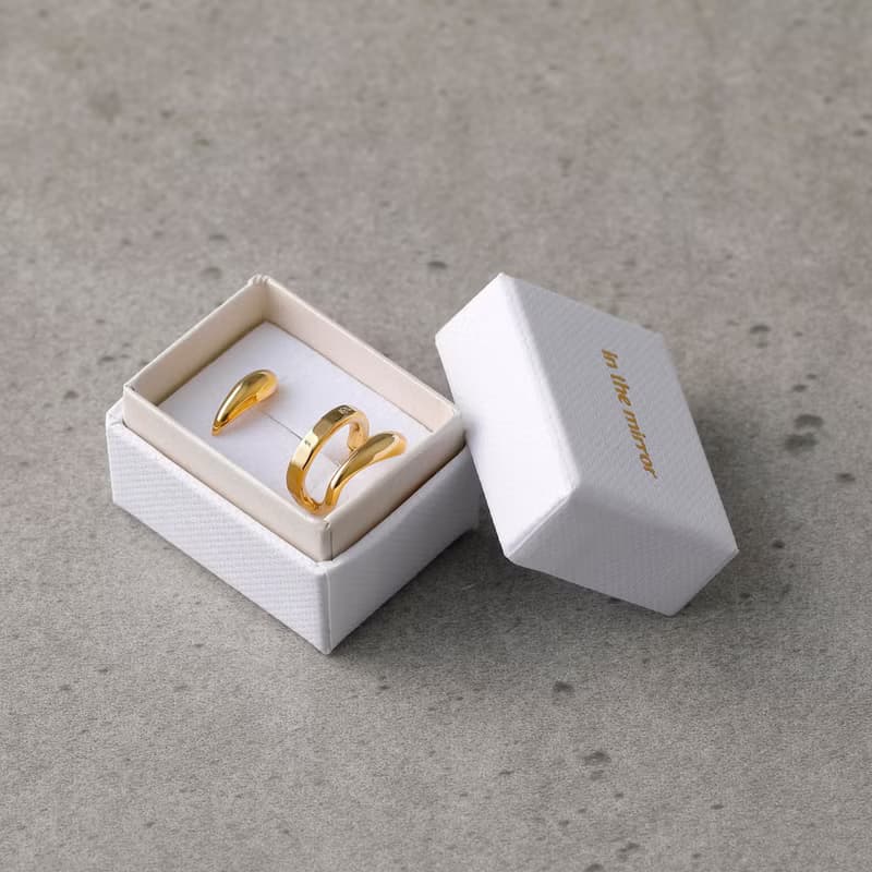 asymmetry-plain pierced earring GD　ニッケルフリーピアス　おしゃれなシンプルアシンメトリーデザイン 　ゴールド