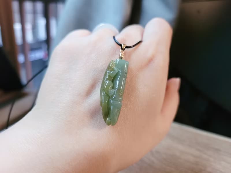 【親翠】天然翡翠 可愛草龍竹節特色項鍊 畢業禮物