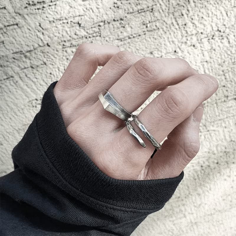 (925 Sterling Silver) Oxidized Crown Ring